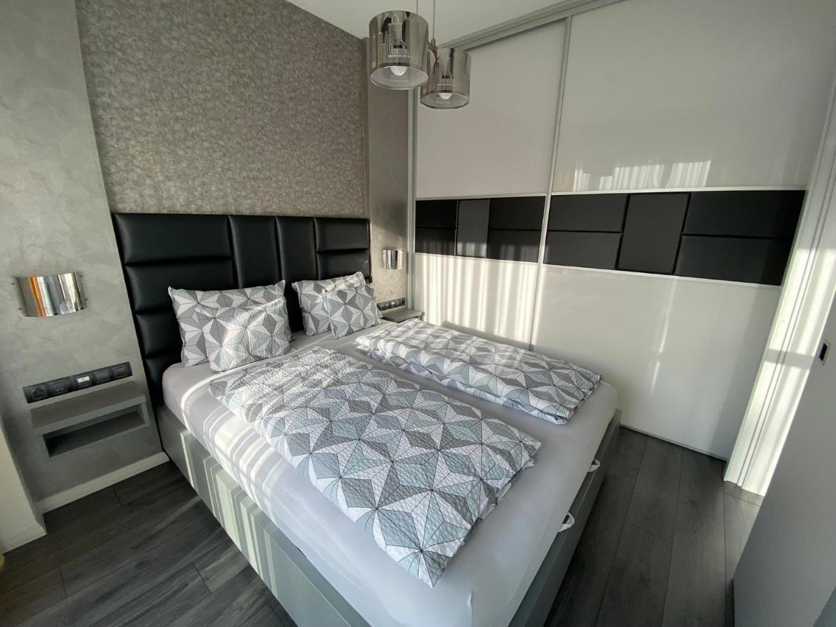 Noir Silvery Apartman Szeged Exterior photo